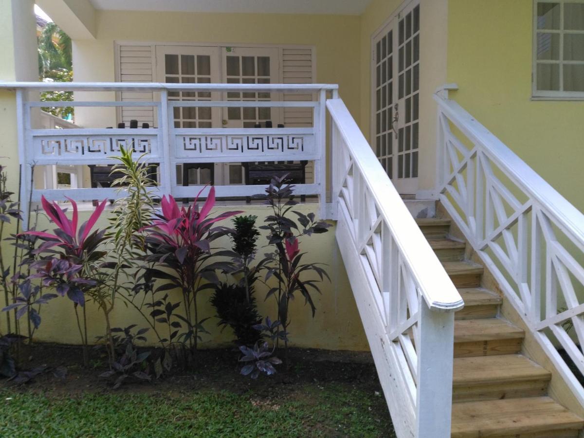 Mystic Ridge Apt 2 Plus 6 Ocho Ríos Extérieur photo